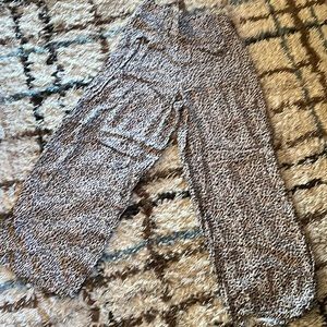 AE size XS animal print cropped pants
